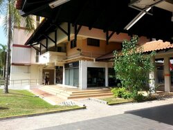 Reservoir Village (D16), Shop House #457396401